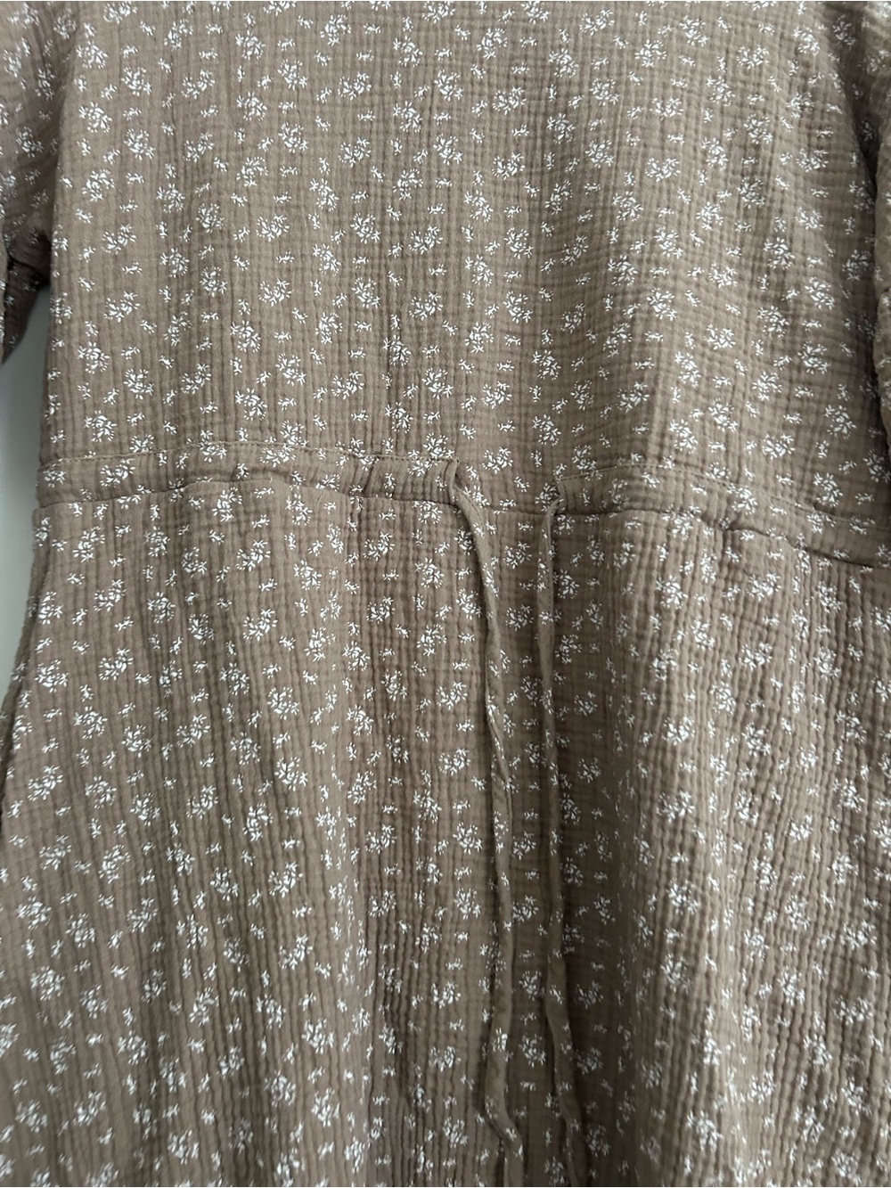 Ada Faye Puff-Sleeve Midi Dress - Picture 2 of 6